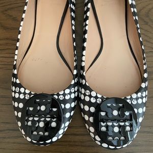 Gorgeous and fun Tory Burch flats black white polka dot worn once! Size 9.5